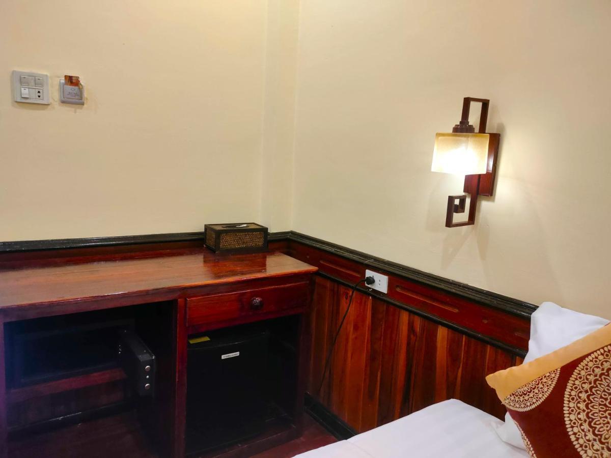 Lotus Corner - Heritage B&B Luang Prabang Exterior photo